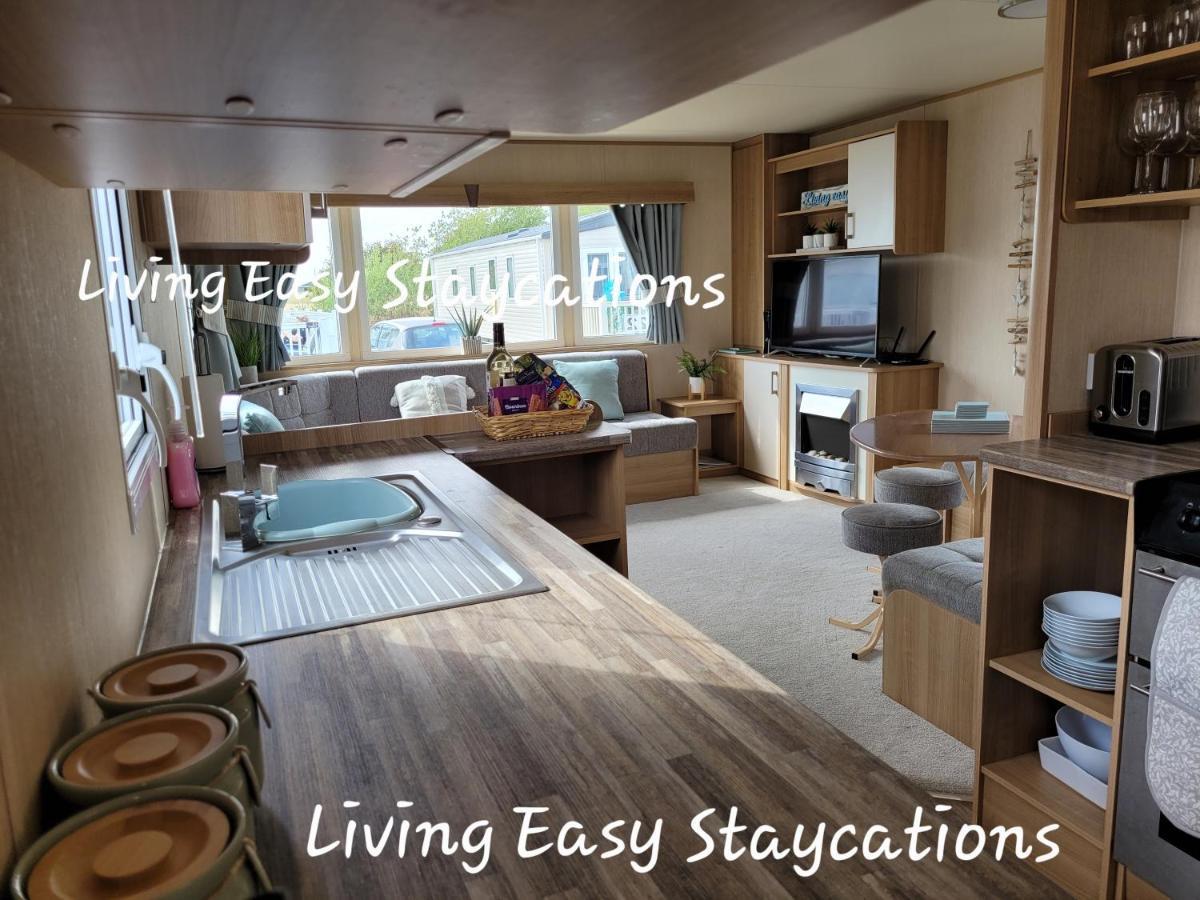 Living Easy Staycations At Tattershall Lakes Экстерьер фото