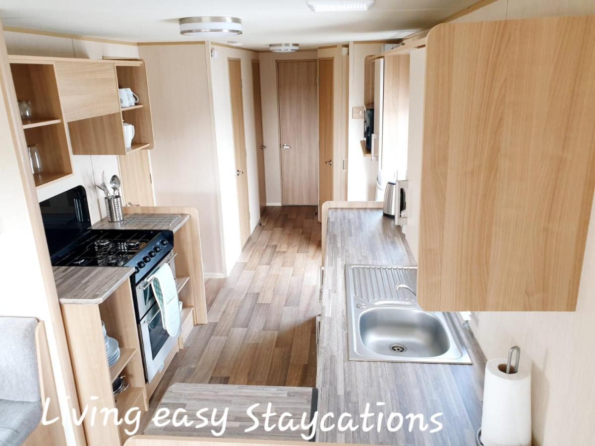 Living Easy Staycations At Tattershall Lakes Экстерьер фото