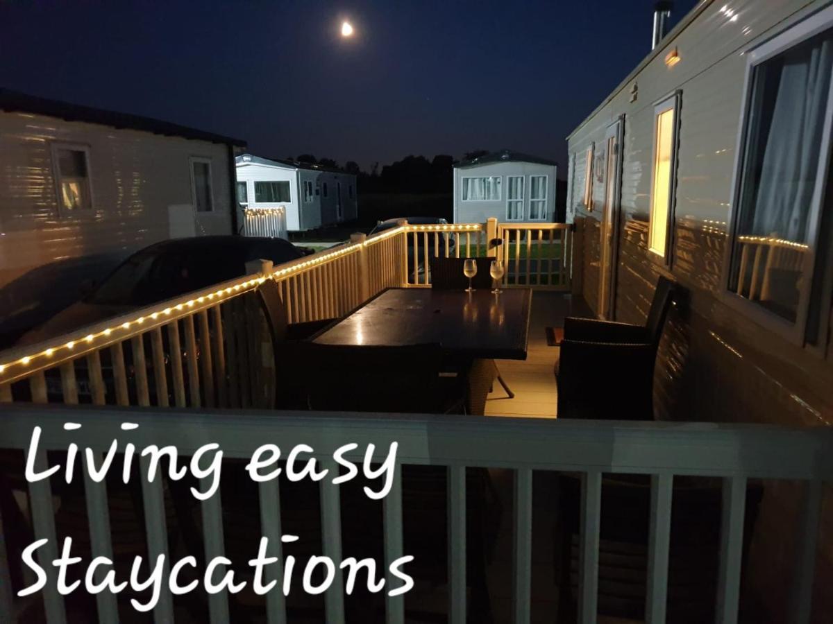 Living Easy Staycations At Tattershall Lakes Экстерьер фото